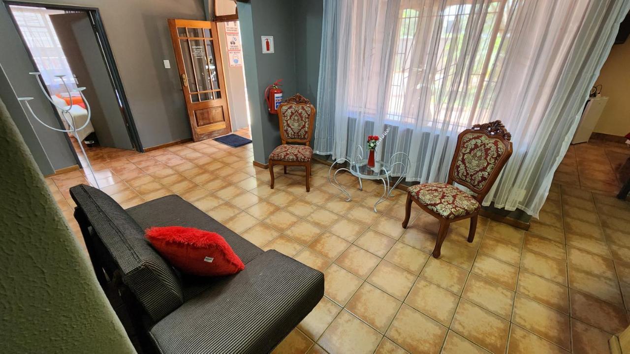 Отель Casa Feliz Мокопане Экстерьер фото
